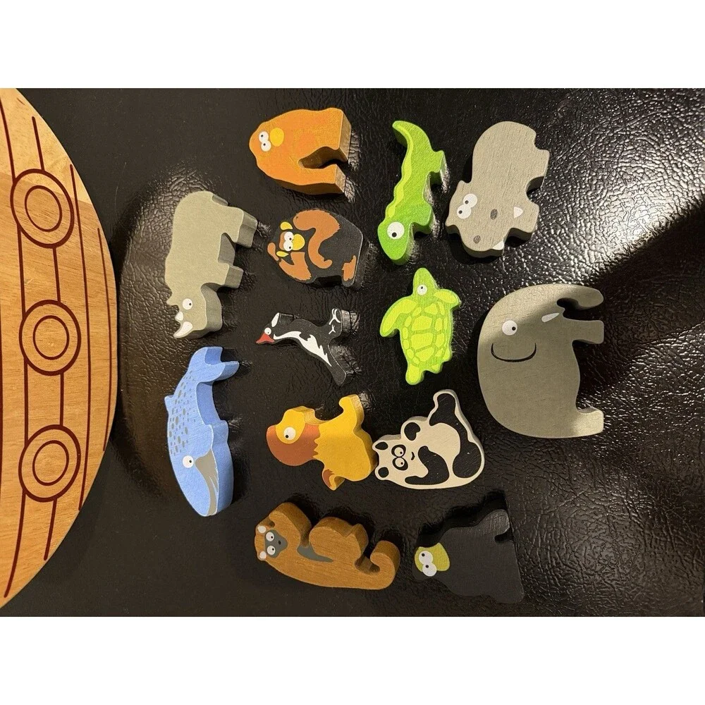 Wooden Noah’s Ark Balancing Animal Stacker Toy With 13 Animals.